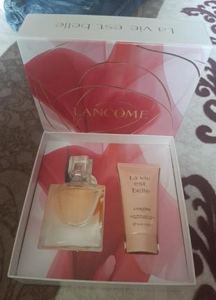 Yves Saint Laurent2 фото