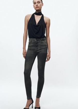 Стильные джинсы zara
