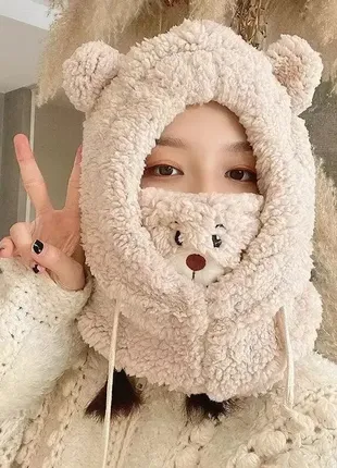 Зимняя женская шапка с маской мишки
