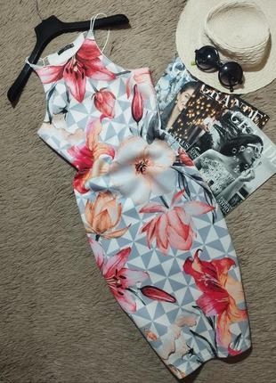 Красивое платье по фигуре/ платью/ сарафан