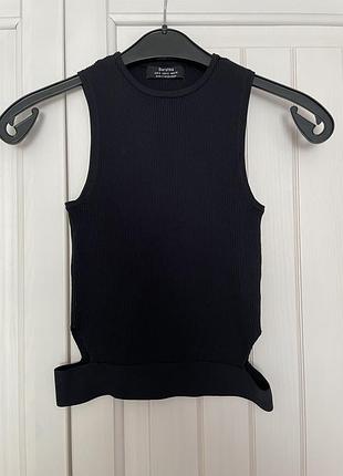 Топ (типа майки) от bershka