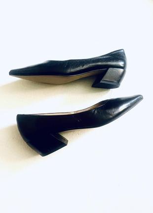 Классные кожаные лодочки office london