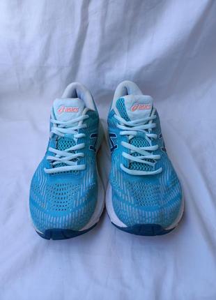 Женские кроссовки asics 38р