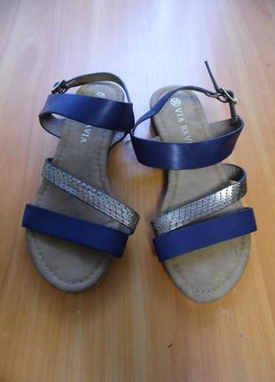 Босоніжки via ravia*