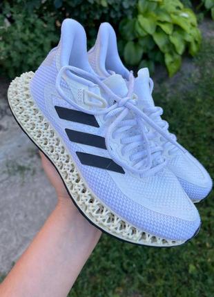 Кроссовки adidas