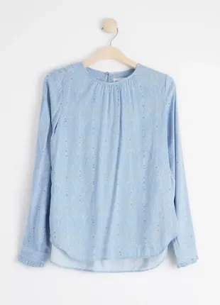 Блуза нежно голубая lindex романтическая с длинным рукавом и круглым вырезом м-л