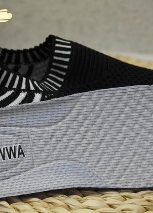 Apawwa текстильные кроссовки слипоны черные с белым8 фото