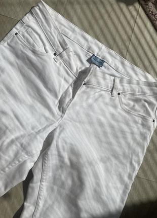 Белые джинсы плотные2 фото