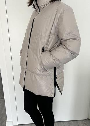 Куртка від massimo dutti