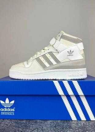Кроссовки женские adidas forum