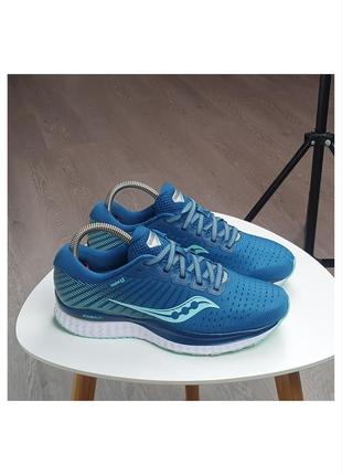 Кросівки saucony