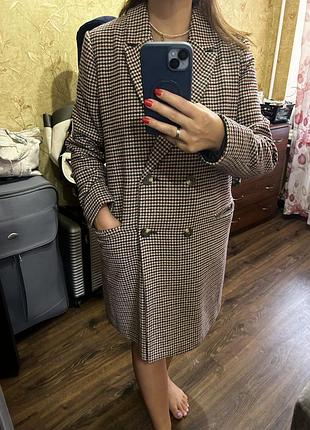 Пальто жіноче