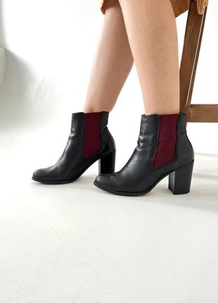Жіночі шкіряні ботильйони mark o polo