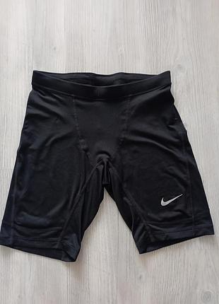 Шорти nike dri fit.