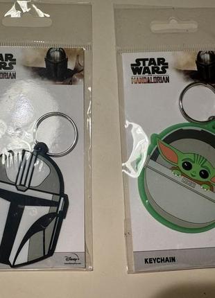 Дуде круті оригінальні брелочки star wars mandalorian