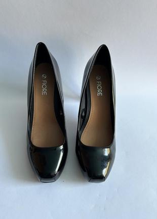 Жіночі туфлі від fiore3 фото