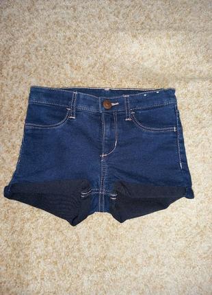 Фирменные шорты 4-5лет