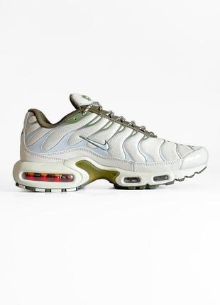 Nike air max plus tn "beige olive"