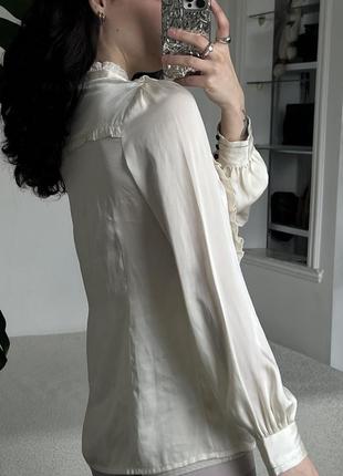 Нежно молочная викторианская блуза9 фото