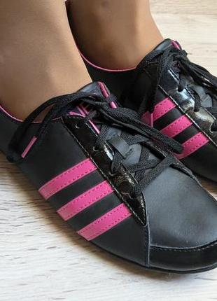 Жіночі кросівки adidas neo
