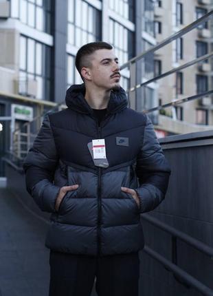 Чорна куртка найк nike storm-fit windrunner