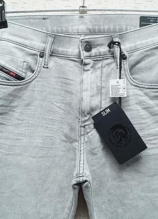 Чоловічі джинси diesel світло-сірого кольору,6 фото