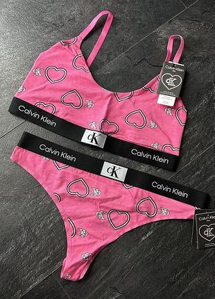 Набор білизни комплект топ і стрінги calvin klein