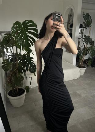 Роскошное длинное черное макси платье в вечернем стиле9 фото