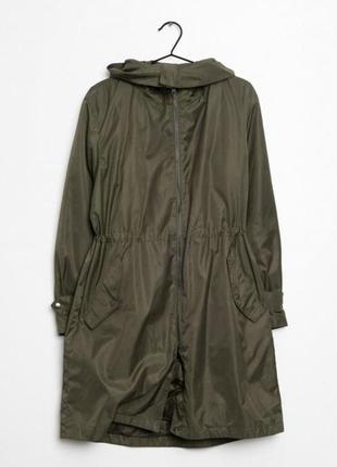 Женская ветровка pull &amp; bear. в идеальном состоянии. куплена в ничени. качество отличное. размер 28 м.