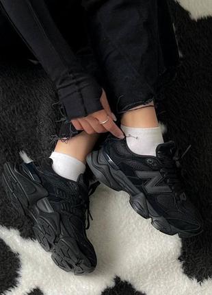 Жіночі кросівки new balance 9060 full black6 фото