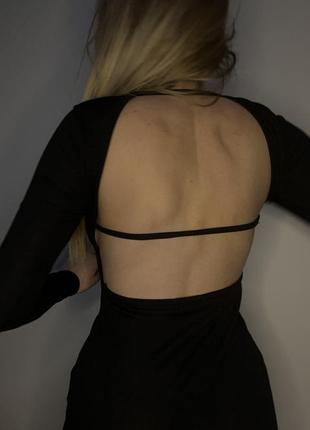 Чорна сукня з відкритою спиною2 фото