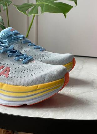 Кросівки hoka bondi 86 фото