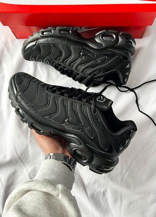 Кроссовки nike air max plus 'triple black'8 фото