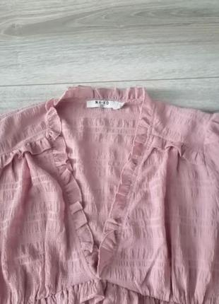 Нежная блуза блузка структурная с рюшами na-kd в стиле zara cos structured frill blouse6 фото