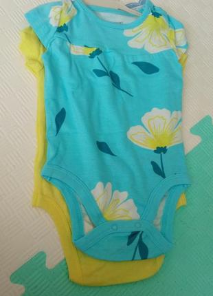 Комплект бодиков 2 шт для девочки с коротким рукавом в принт цветы lc waikiki хлопок 6-9 месяцев 68-746 фото