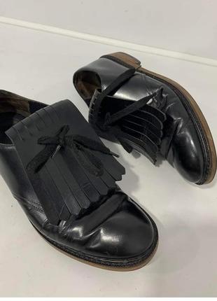 Кожаные итальянские лаковые женские осенние туфли 24,5 см! svig!!!лот 55