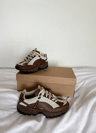 Кроссовки jacquemus x nike air humara 'brown'8 фото