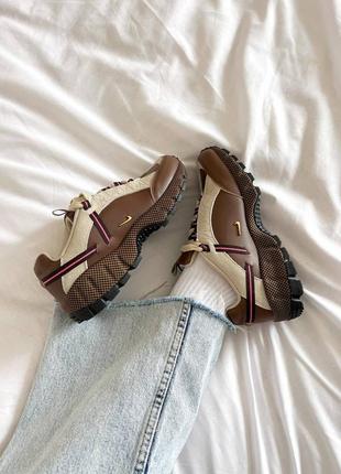 Кроссовки jacquemus x nike air humara 'brown'2 фото