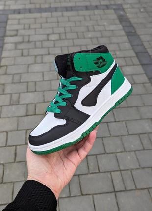 Стильные деми хайтопы, весенние кроссовки