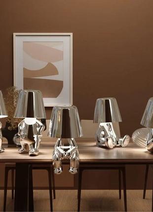 Ночник на аккумуляторах "стоящий человечек", в хроме