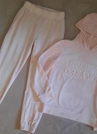 Велюровый костюм на 8-9 лет primark