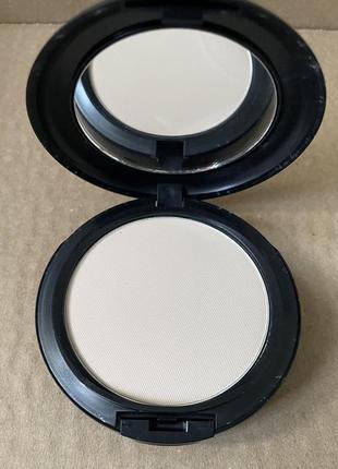 Mac studio fix powder plus foundation, матирующая пудра-основа для лица, nc10, 15g