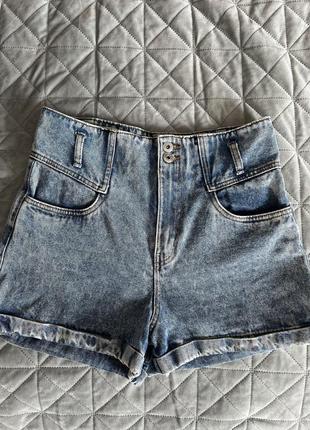 Шорты женские