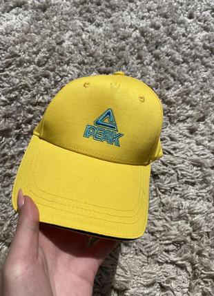 Кепка peak