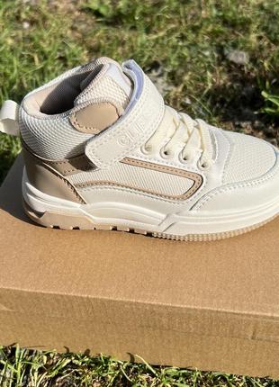 Хайтопи, в наявності всі розміри 27-32