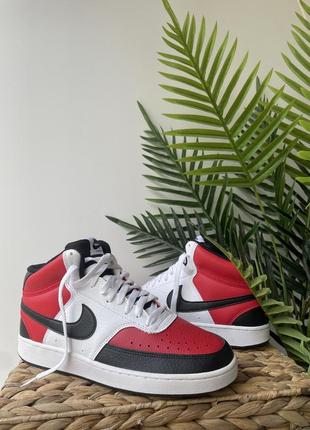 Кроссовки nike court