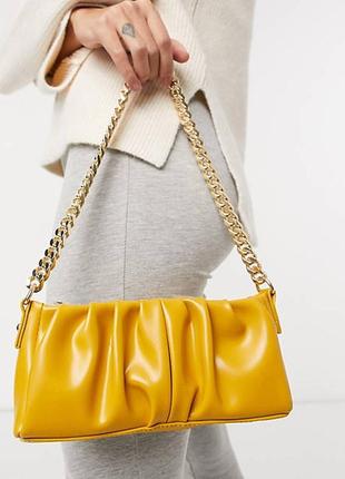 Сумка asos із фуртнірутою під золото