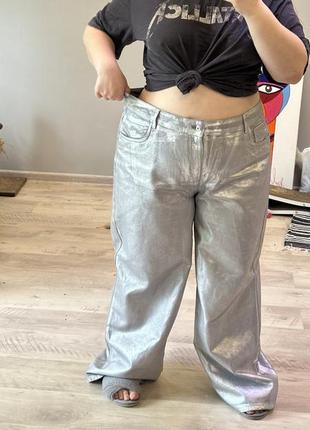 Трендовые серебряные джинсы плюс сайз3 фото