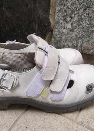 Рабочие сандалии, босоніжки