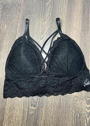 Мереживний топ.